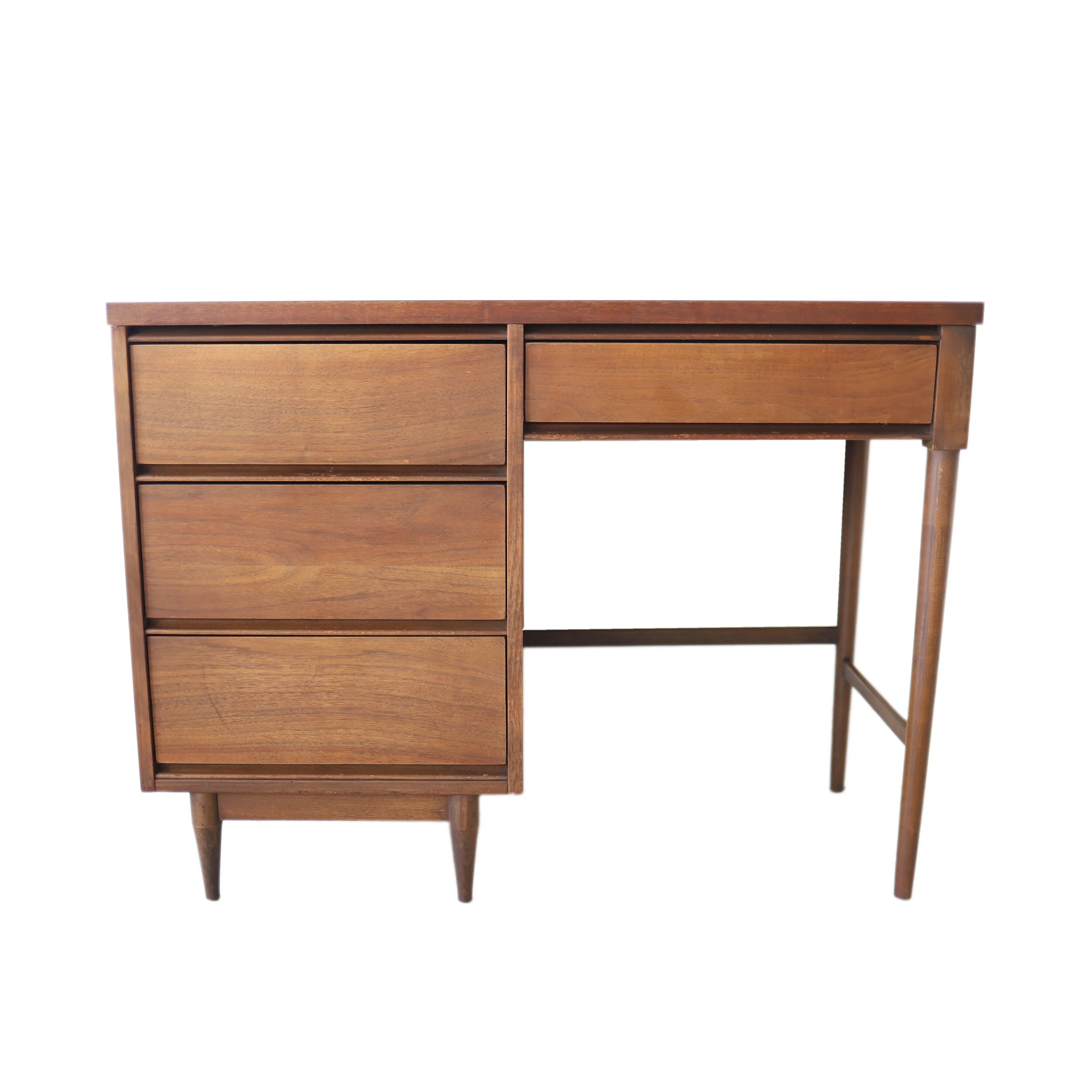 洋書 Mid-Century Modern Design Amazon.com: Midcentury Modern Style: An Approachable Guide